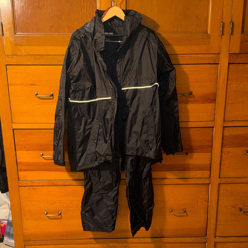 Kirkland Signature Waterproof Black Jacket and Pants Set.
